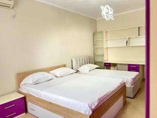 Boulevard Views - Central Tirana Apartments - 7