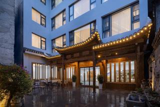 Ink-Colored Homestay Rainbow Bridge Branch, Fenghuang Ancient Town - 8