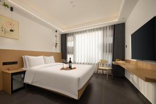 Ink-Colored Homestay Rainbow Bridge Branch, Fenghuang Ancient Town - 3