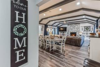 RiverEdge Haven Hot Tub, 5 Beds, Kayaks Near ND - Niles - 9