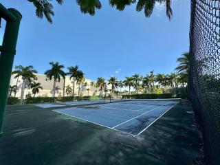 Harbor View Elite-Luxury Apartment-Amazing Views - 8