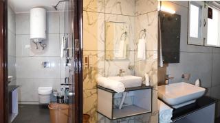 Hotel Hidden Leaf - 2