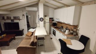 Calm Lake Balcony with a view - 5