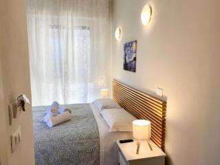 The Green Gate - Airport Guest House - 2