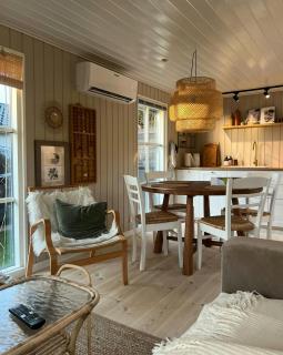 Classic House 100 Meters To The Beach - 9