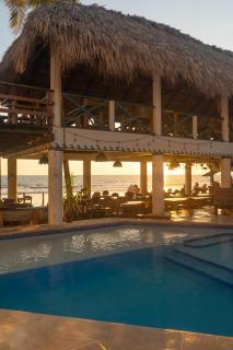 Olas Permanentes El Zonte - 4