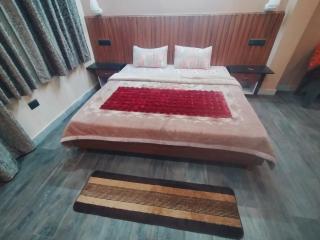 Hill Side Heaven Homestay - 0