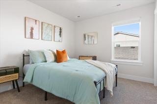 Modern, Spacious 4 bed Home in New Community - 6