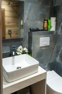 Golden Corner 3 - Sweet Escape Apartments - 2