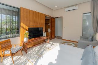 URMI VILLA, Brand New Luxury 6BR Pool, Bang Tao - 9