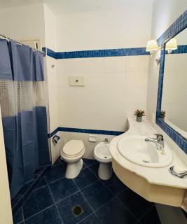 Apto en Peninsula con balcon, 2 cuadras de la playa - 4