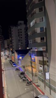 Suíte independente no Centro - 1