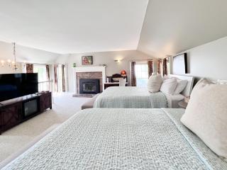 The Four Columns Inn & 1832 Tavern - 4