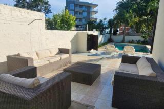 Casa a 1 cuadra de Playa Mansa Piscina y BBQ - 5