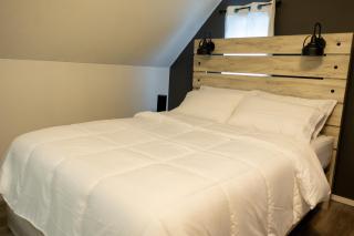 Rare Cozy Home near Downtown WPG - Free Parking - 3