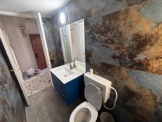 Authentic stone house downtown Haifa hativ st - 9