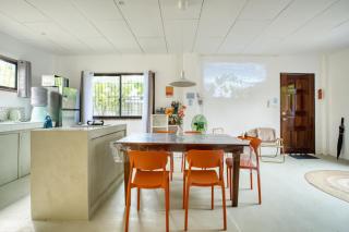 2 Bedroom Home in General Luna with WiFi, AC, Cleaning, Parking - 2