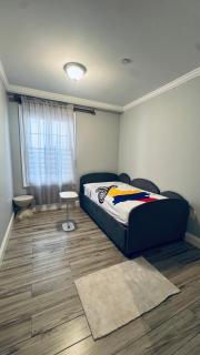 Explore Rooms JFK - 2