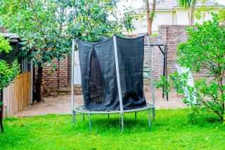 Stay and Dine, 2Bedroom Home at Mama Pizzalo - 6