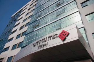 Suite next to Vermont Plaza with Pool and Gym - 4