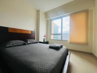 Suite next to Vermont Plaza with Pool and Gym - 1