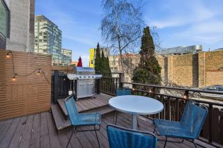 Modern 4-Bedroom Townhouse in River West - Chicago - 6