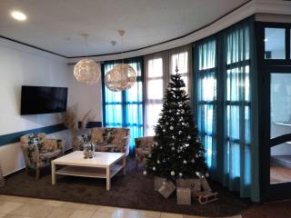 Queen Lisbeth Street - 4