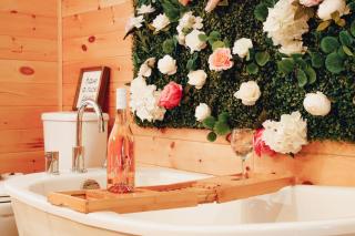 Serene Waterfront Retreat With Sauna - Hot Tub - EV Plug - 2