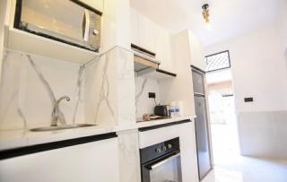 Small Fully Equiped and Renovated - 1