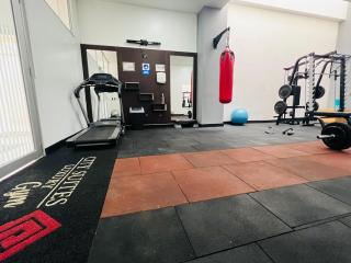 Luxury City Suites - 7