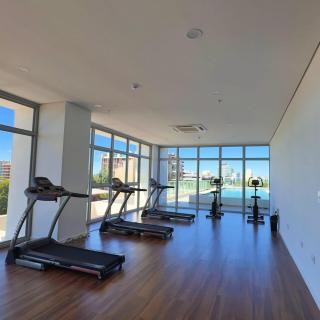 Modern apartment steps from Shopping del Sol - 5