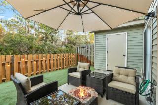 Navarre Sound Place- Pool Steps Away - Backyard Oasis - 8