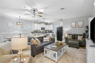 Navarre Sound Place- Pool Steps Away - Backyard Oasis - 5