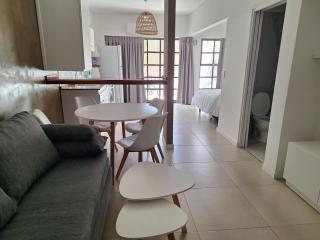 Hermoso departamento con patio - Quilmes - 1