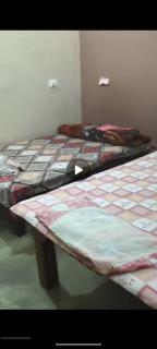 NRI & FOREIGNERS HOMESTAY JUST 1KM TO SANGAM POINt - 9