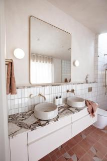 Lux Family Retreat and 5 mins to Wharf - 8