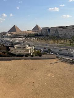 Great Museum and pyramids view inn - 0
