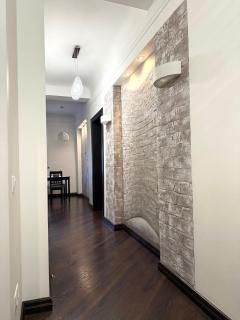 Luxury Artwall Apartment in City Centre - 5