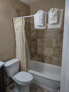 Elma Lodge and Suites - 3