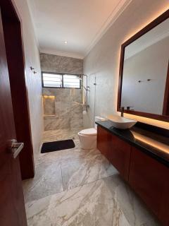 Luxury Caribbean Oasis, Private Pool & BBQ, 8 Guest - 7