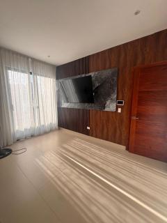 Luxury Caribbean Oasis, Private Pool & BBQ, 8 Guest - 4