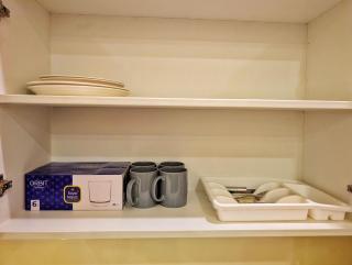 Luxury Studio Apartment Couple Friendly in Johar Town - 4