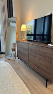 Modern 1-bed with pool & seaview - 5