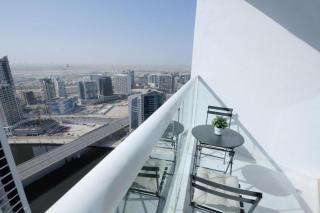 Damac Maison Prive Deluxe Studio with Water Canal View - 2