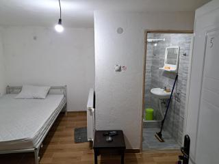 Hostel Lalinac - 0