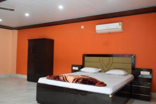 Pine Apple Resorts - 0