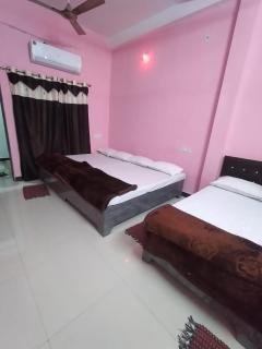 Shikhar guest house - 1