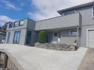 Tahuna Flat and Hire Car - 4