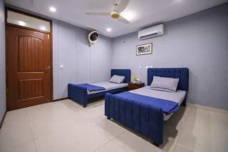 Private 2BD Apartment Opposite Dha Phase 8 - 3