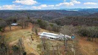 The Wing - luxurious king suite tiny studio home! - 9